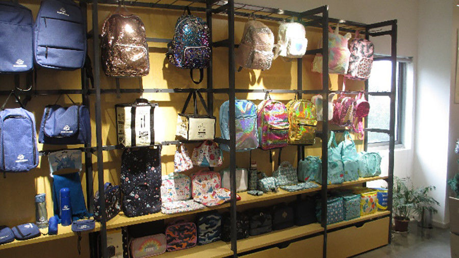 Dongguan Fangxin Gift Manufacturing Co., Ltd. fabrika üretim hattı